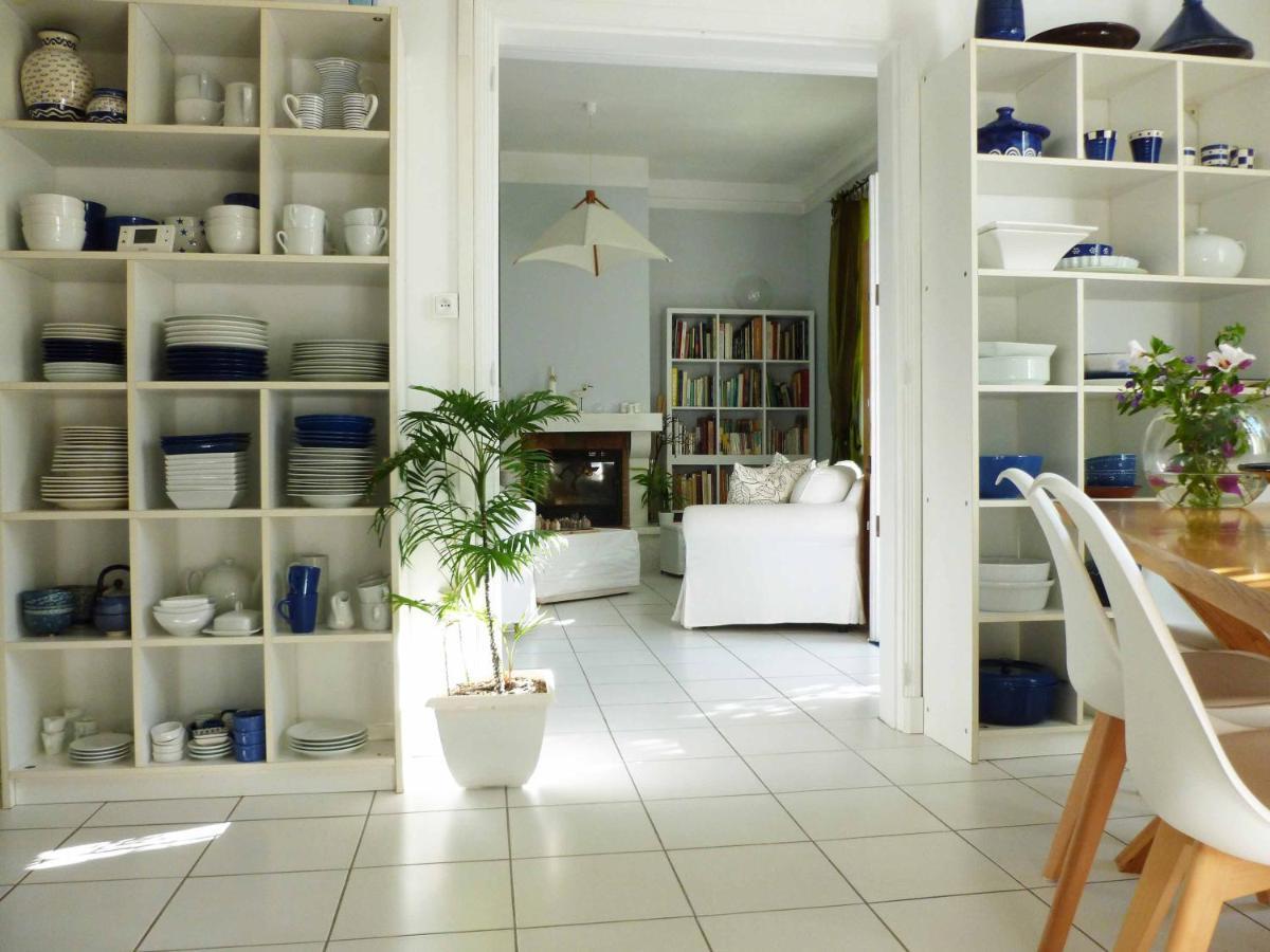 Les Petits Poissons Bed and Breakfast Αβινιόν Εξωτερικό φωτογραφία